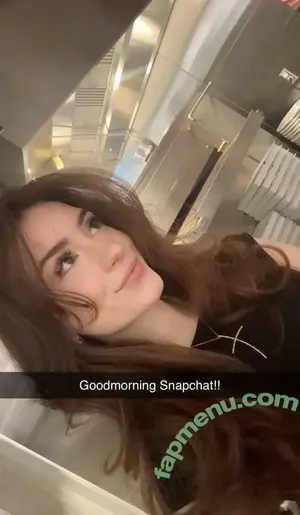  nude photo #0001