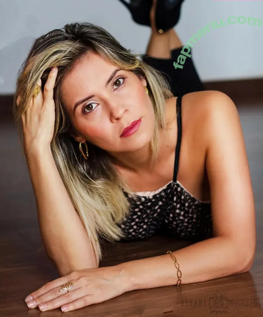 Gizelle nude photo #0010 (gisellemontes18 / gizellebryant)