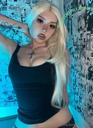Gl00myb0nesx / celtyfox / celtyfoxx / spiiltmiilk nude photo #0001