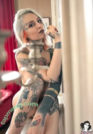 gladycesuicide / Gladyce / gladycefavour nude photo #0797