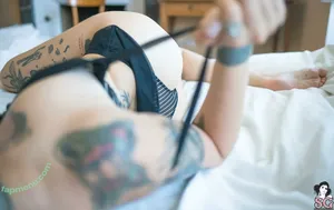 gladycesuicide / Gladyce / gladycefavour nude photo #0867