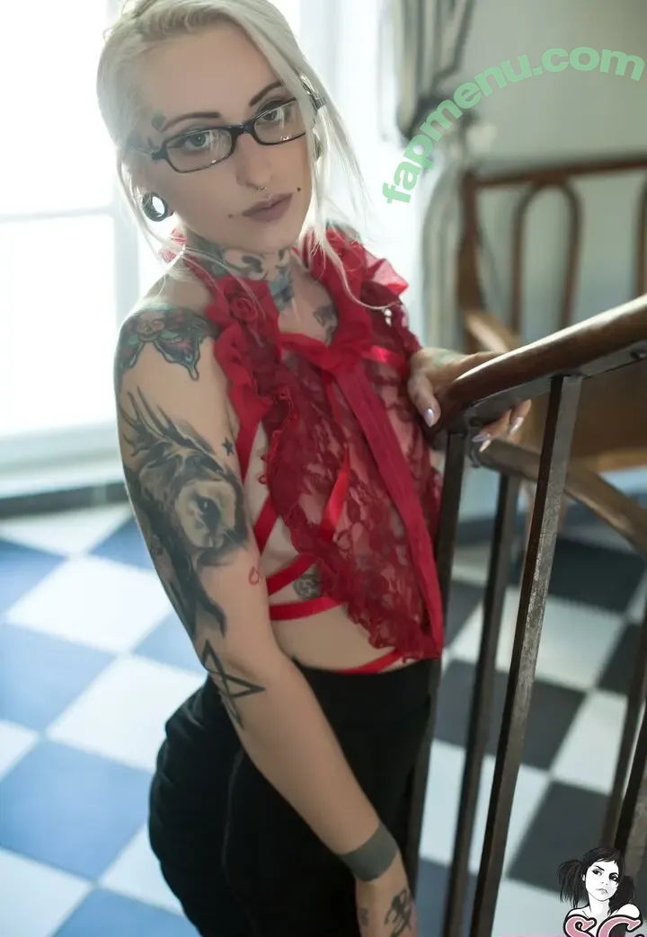 gladycesuicide nude photo #0808 (Gladyce / gladycefavour)