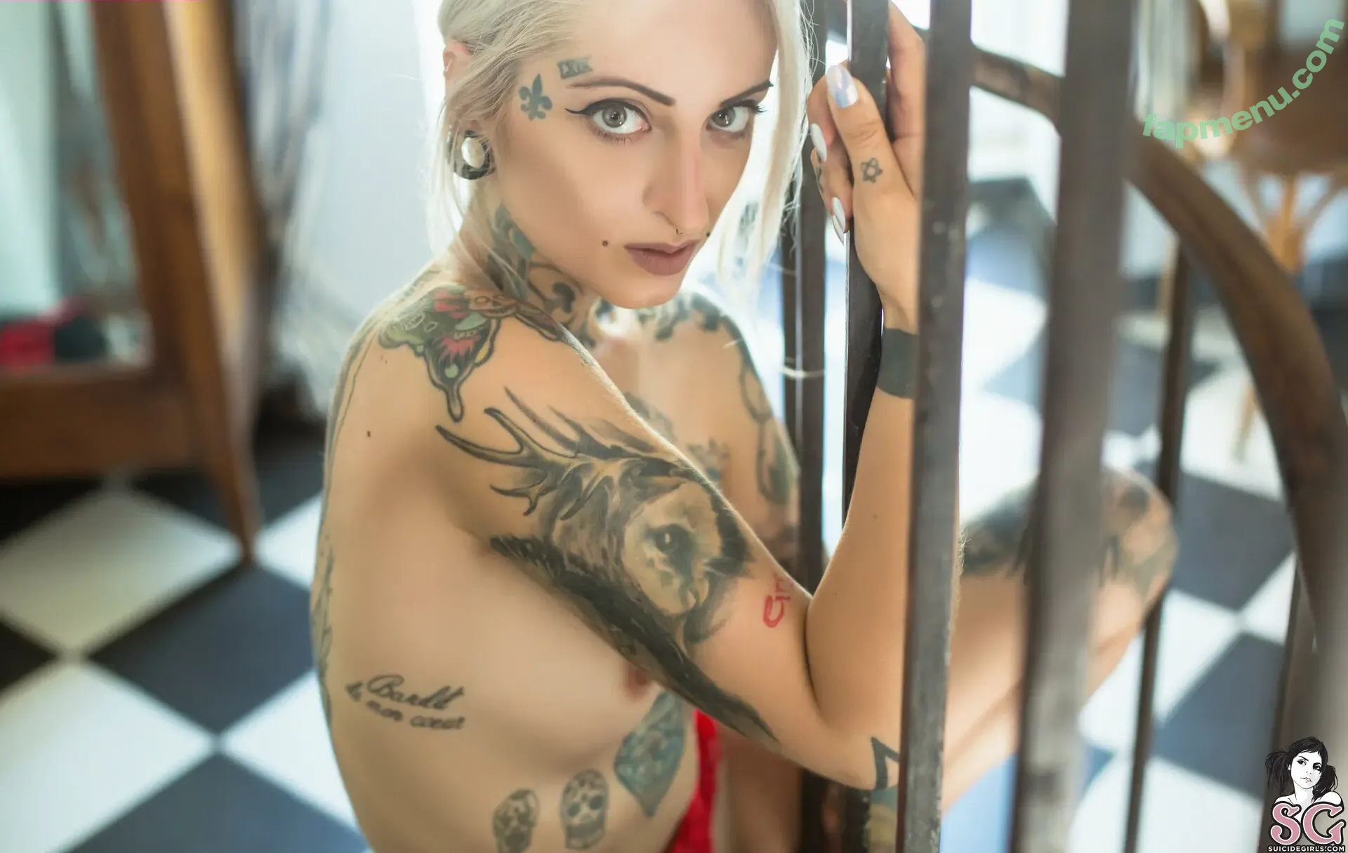 gladycesuicide nude photo #0834 (Gladyce / gladycefavour)
