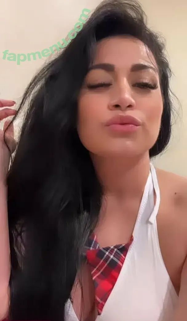 gladyscruz nude photo #0010 (gladyscruz)