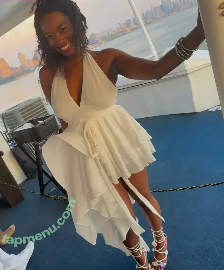 Glenda Karla nude photo #0003 (glencoco00)