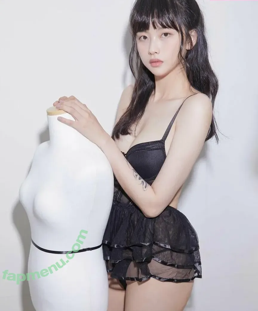 Go Mal Sook nude photo #0017 (Go Mal Sook)