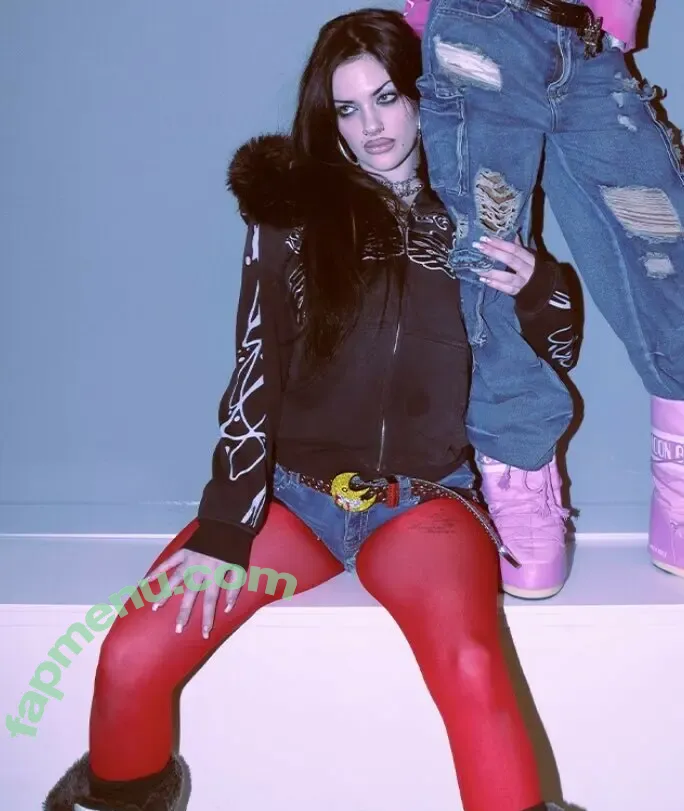 GoddessFifi nude photo #0014 (DutchessFifi / Fifi_SoFreaky / goddess.faith / klitorious_b.i.g)