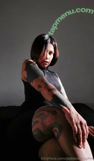 goddessshophie / sophia.wlim nude photo #0004