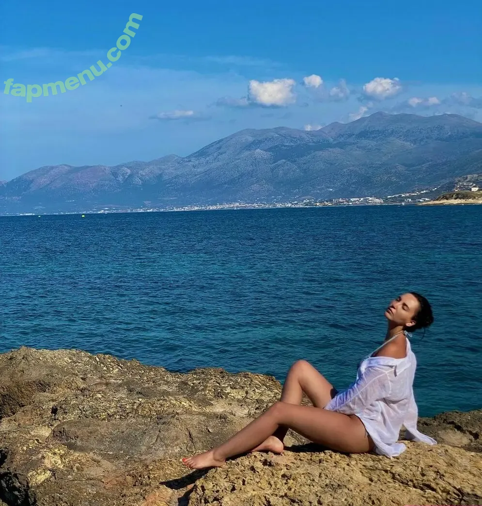 Goldi Halili nude photo #0134 (or_halili)