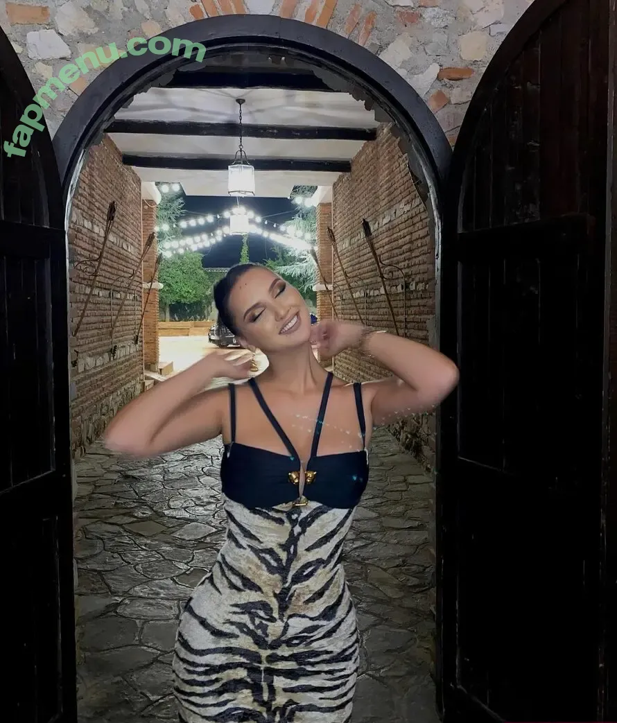 Goldi Halili nude photo #0175 (or_halili)
