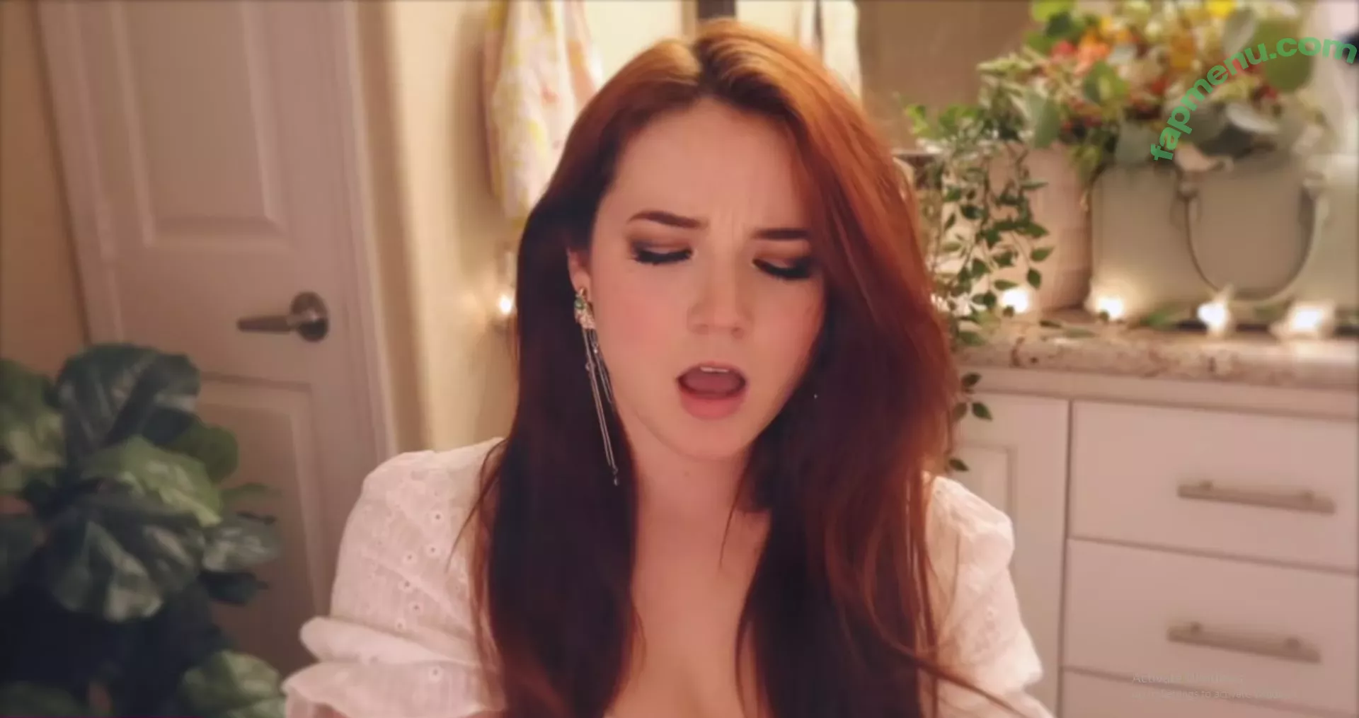 Goodnight Moon nude photo #0014 (Erin Timony / Fresh Blush ASMR / fresh.blush / goodnightmoonasmr)