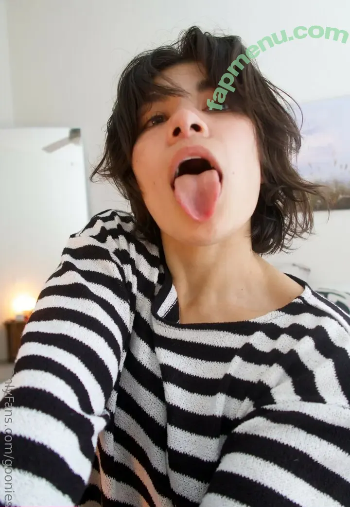 Gooniesyd nude photo #0121 (Gooniesyyd)