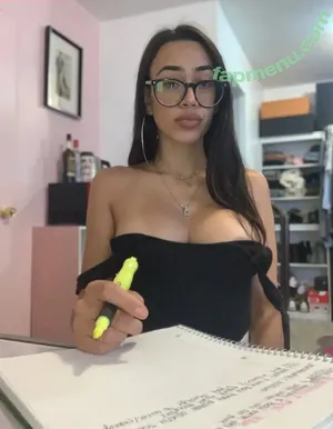  nude photo #0005