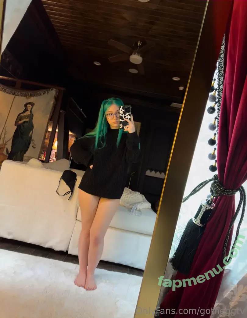 gotheggtv nude photo #0019 (goth__egg)