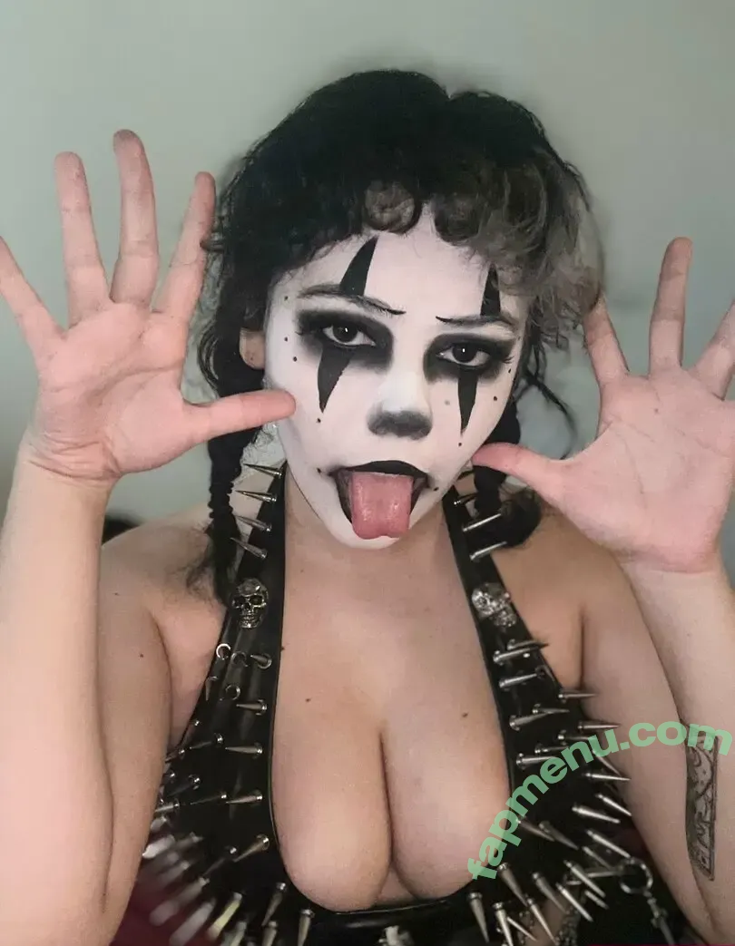 gothgamergirly nude photo #0261 (gothgirlgaming)