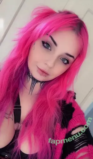 gothicbrat333 / gothbrat nude photo #0024