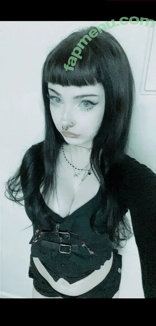 Gothnips nude photo #0002 (gothnipss)