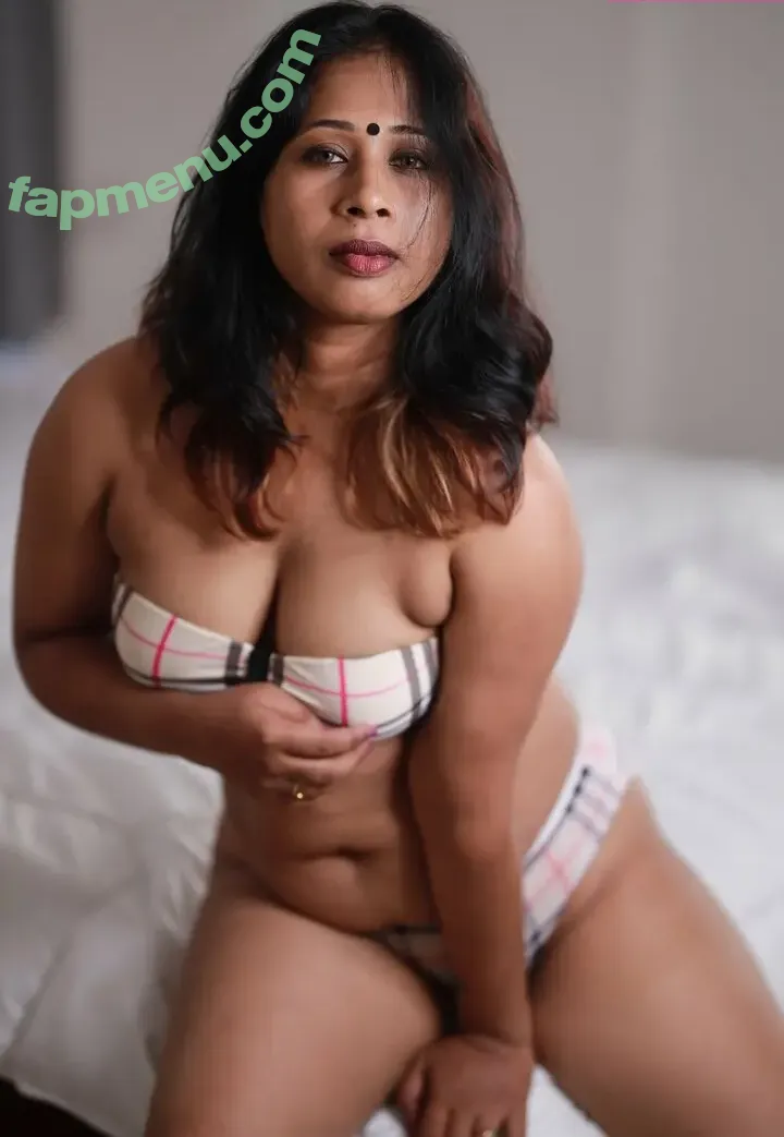 Gowri Siji Mathews nude photo #0011 (gowri.mathews)