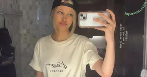 Grace VanderWaal / gracevanderwaal nude photo #0189