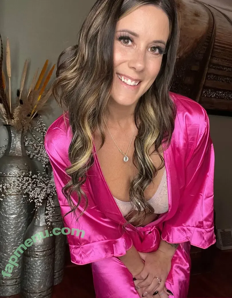 gracienextdoor nude photo #0040 (itsgracienextdoor.2)