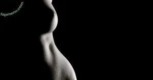  nude photo #0002