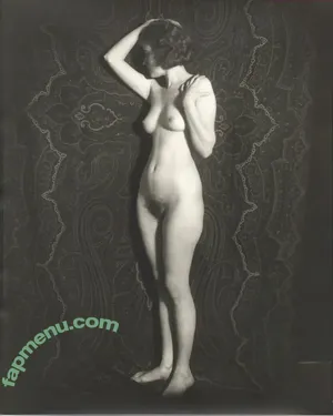  nude photo #0002