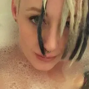 griffon_ramsey / eggshoneyandham / griffonramsey nude photo #0004