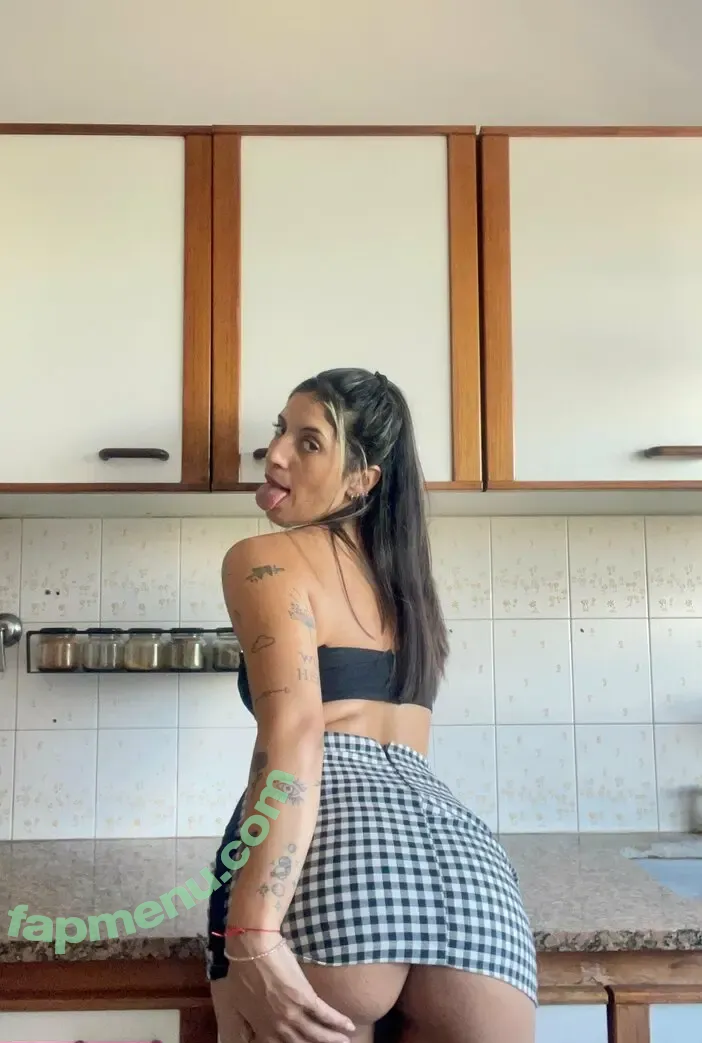 guliaitaliana nude photo #0011 (guliaitaliana)