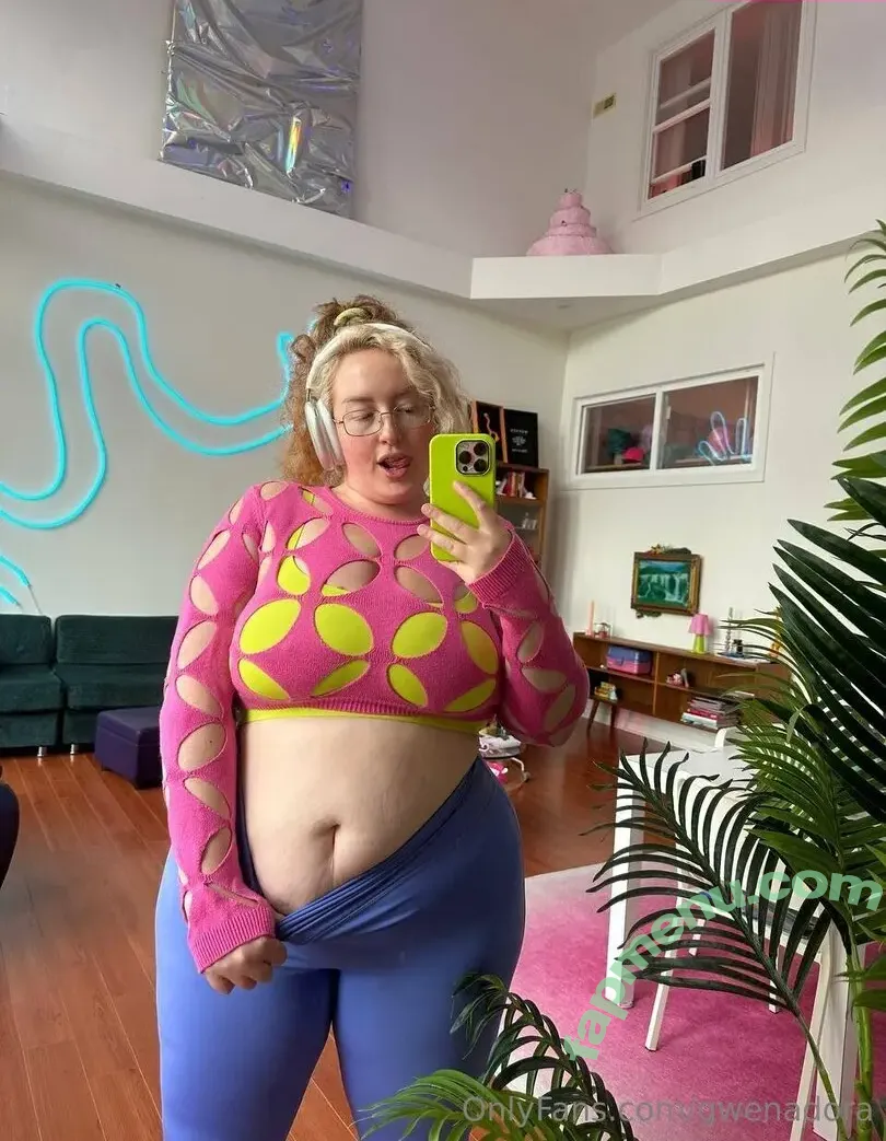 gwenadora nude photo #0003 (gwenisadorable)