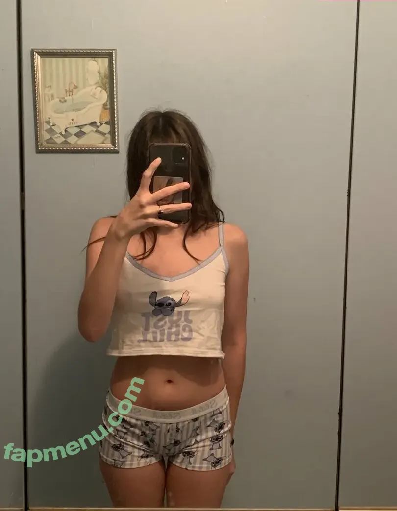 Gwenjam1n nude photo #0001 (urgfs.wife / user36467896533)