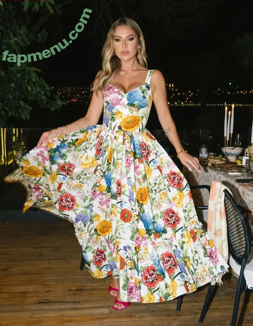 Hadise nude photo #0191 (hadisex)