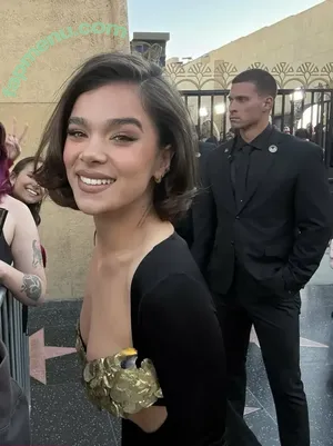 Hailee Steinfeld / hailee_steinfeld / haileesteinfeld nude photo #0092