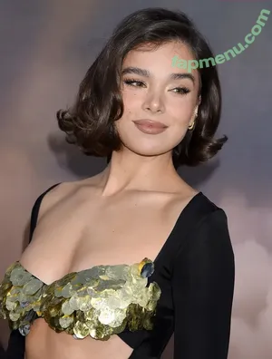 Hailee Steinfeld / hailee_steinfeld / haileesteinfeld nude photo #0112