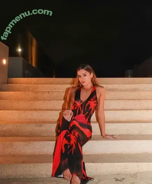 Hailee Steinfeld / haileesteinfeld nude photo #0064