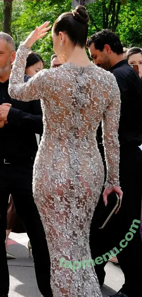Hailee Steinfeld nude photo #0049 (haileesteinfeld)