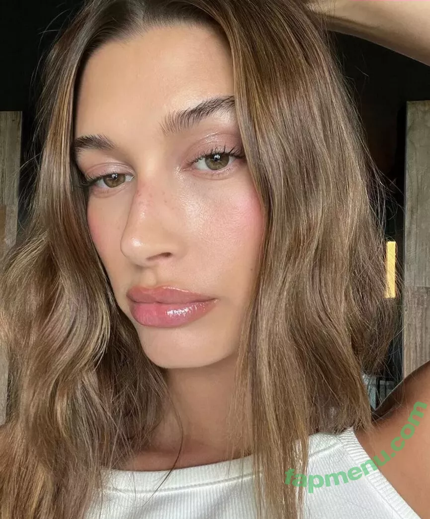 Hailey Baldwin Bieber nude photo #0046 (haileybieber)