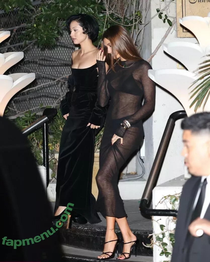 Hailey Baldwin Bieber nude photo #0120 (haileybieber)