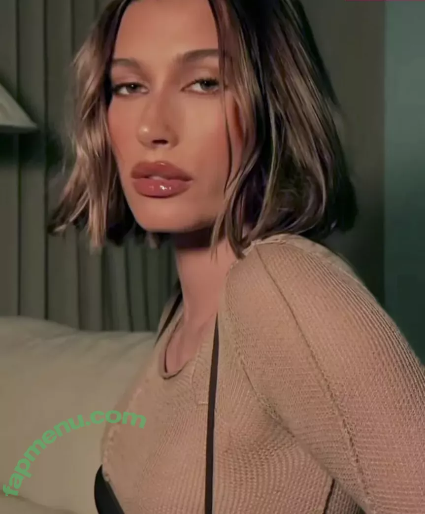 Hailey Baldwin Bieber nude photo #0164 (haileybieber)