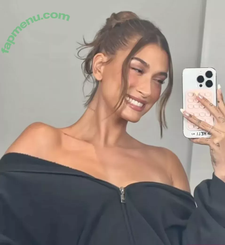 Hailey Baldwin Bieber nude photo #0284 (haileybieber)
