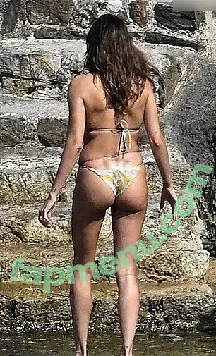 Hailey Bieber nude photo #0782 (baldwin / haileybieber)