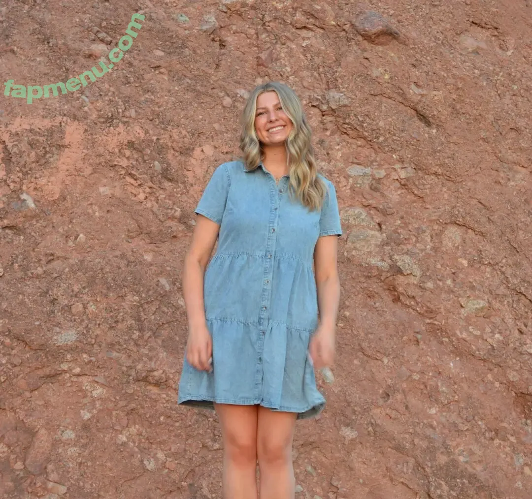 Hailey Johnson nude photo #0008 (haileyjayy)