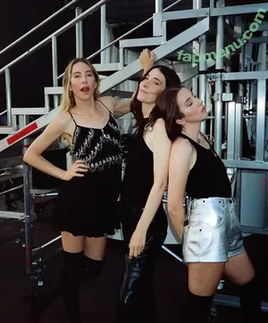 Haim Sisters / haimtheband nude photo #0122