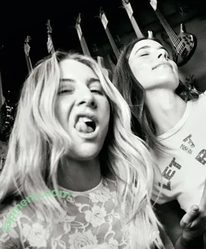 Haim Sisters / haimtheband nude photo #0130