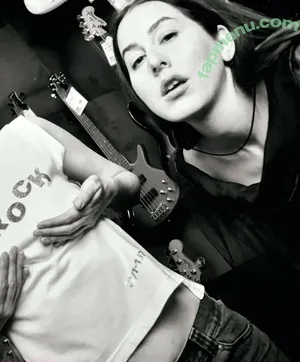 Haim Sisters / haimtheband nude photo #0131