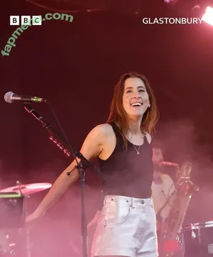 Haim Sisters / haimtheband nude photo #0141