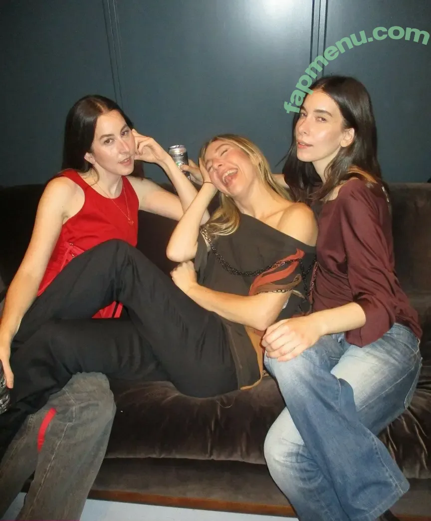 Haim Sisters nude photo #0133 (haimtheband)