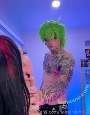 hairjordan420 / 1hairjordan nude photo #0017