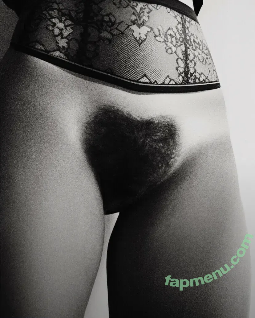Hairy Women nude photo #5558 (HairyFairy420 / ig_naturals / pearlygirly06)