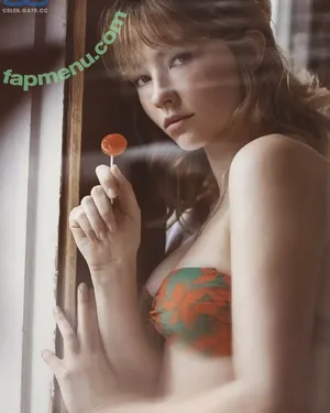 Haley Bennett / halolorraine / tshaileybennett nude photo #0174