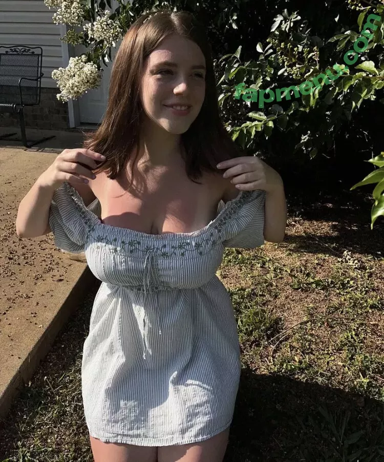 Haley Z nude photo #0005 (highonhaley / zoomerhaleyy)